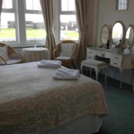 Bed and Breakfast Bassets House WTA WTA Eastbourne Exterior foto