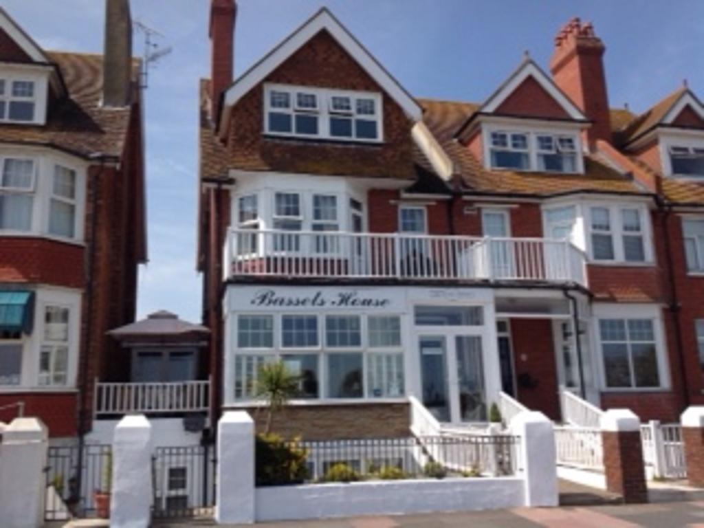 Bed and Breakfast Bassets House WTA WTA Eastbourne Exterior foto