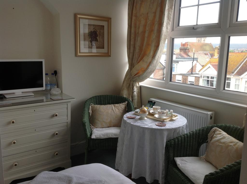 Bed and Breakfast Bassets House WTA WTA Eastbourne Exterior foto