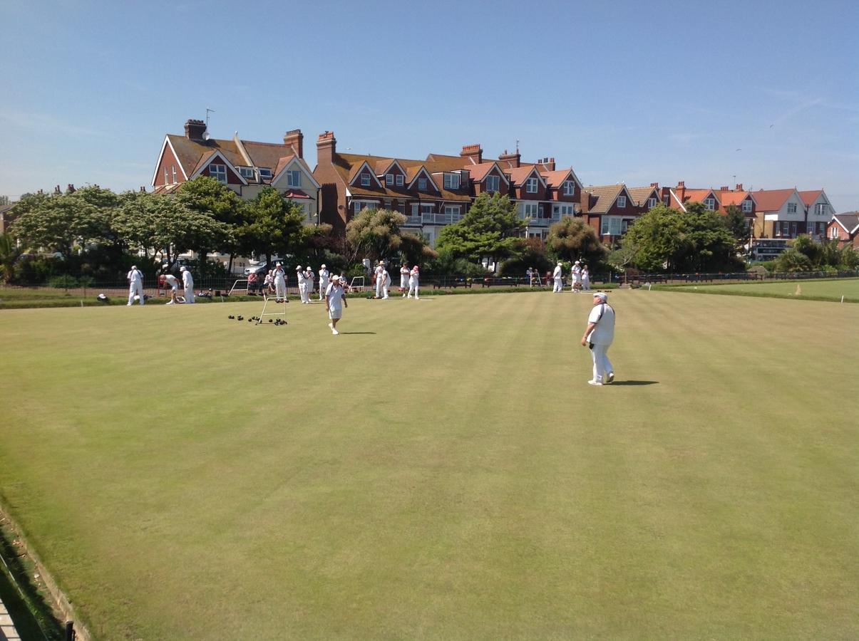 Bed and Breakfast Bassets House WTA WTA Eastbourne Exterior foto