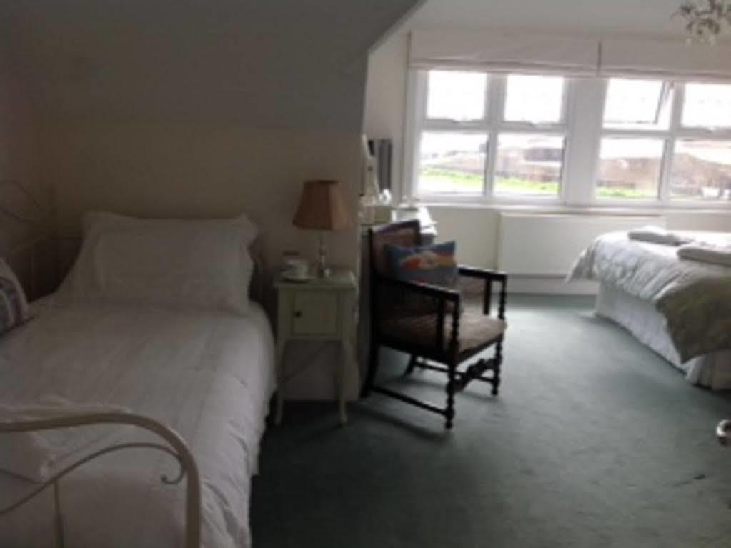 Bed and Breakfast Bassets House WTA WTA Eastbourne Exterior foto